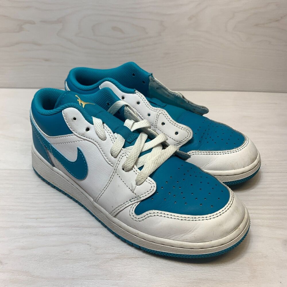 Nike‎ Air Jordan 1 Low Sneakers Kids Size 5Y White Blue Aquatone Comfort Shoes